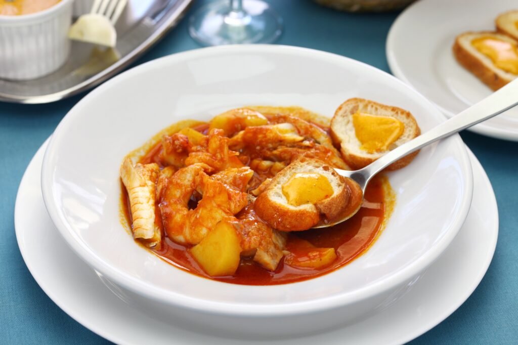 bouillabaisse, soupe de poisson, french marseille fish soup